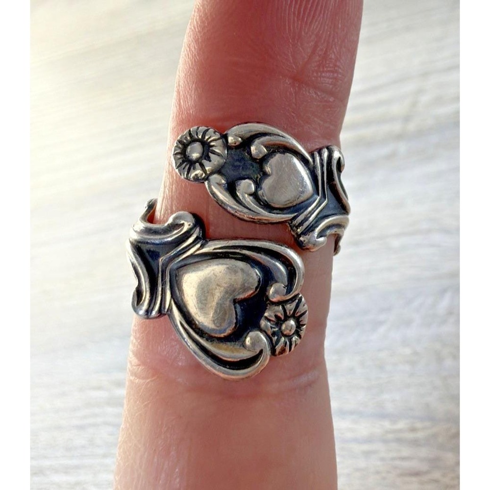 Vintage 1975 Avon Treasured Heart Sterling Silver Spoon Ring Adjustable Size 7